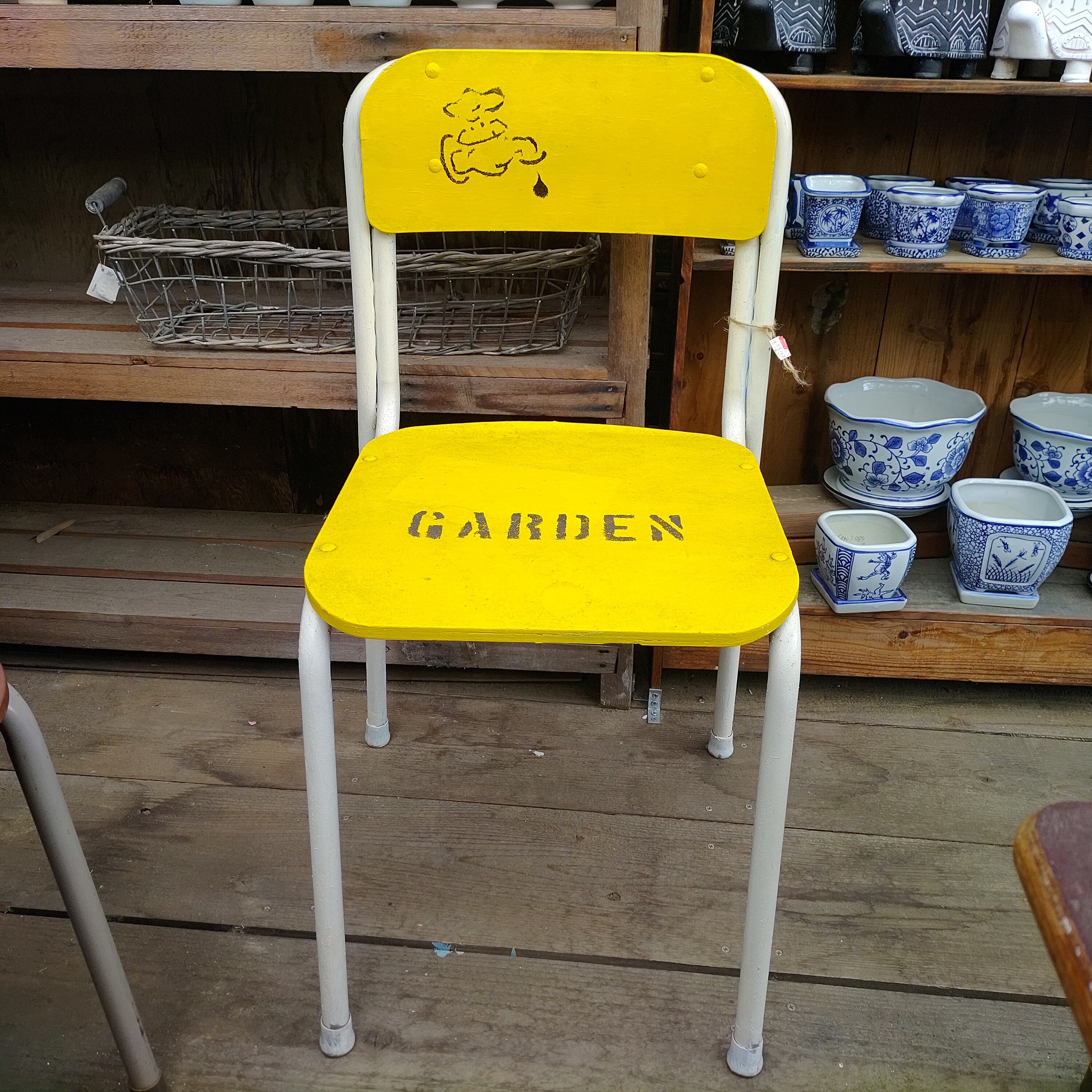 昭和の小学校椅子(リメイク) | RuPo 多肉植物専門店