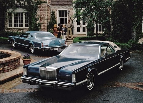 1/18 リンカーン コンチネンタル マーク5 ダークブルー MCG Lincoln