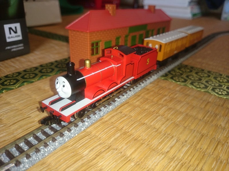 祝！ TOMIX トーマスシリーズ旧製品 きかんしゃジェームス 入線
