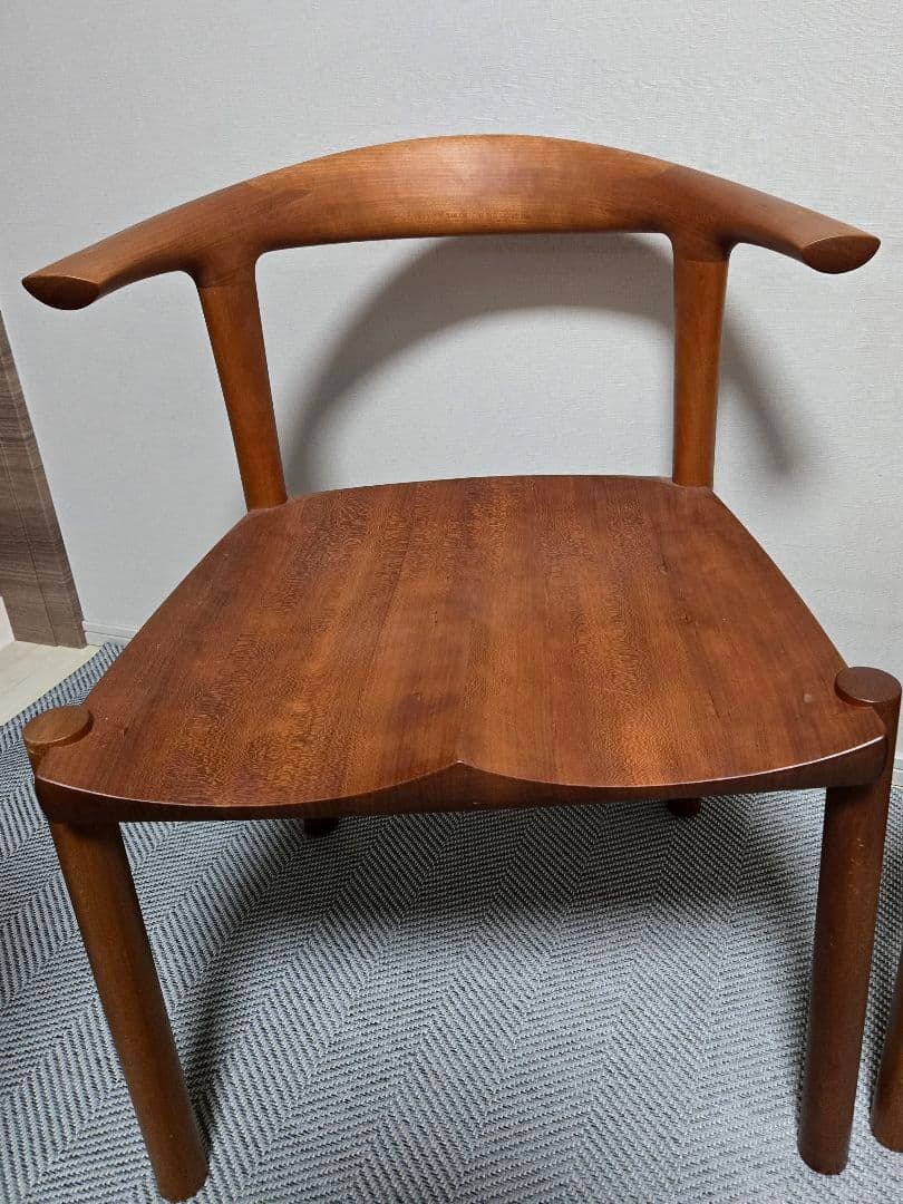 家具蔵（カグラ）アームチェア アルコ Ⅱ 　チェリー材　1脚 無垢材 アームチェア アルコ（板座）｜東京・横浜で一生使える家具なら