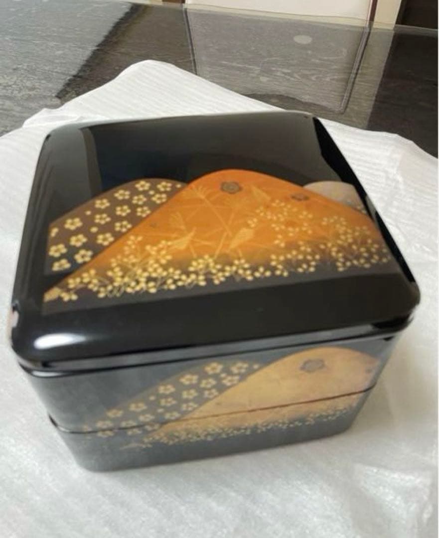 漆器 重箱 蓋付き 黒地 金色 三段重 沈金のし 溜内朱 6.5寸 漆塗り 木製 漆器の井助